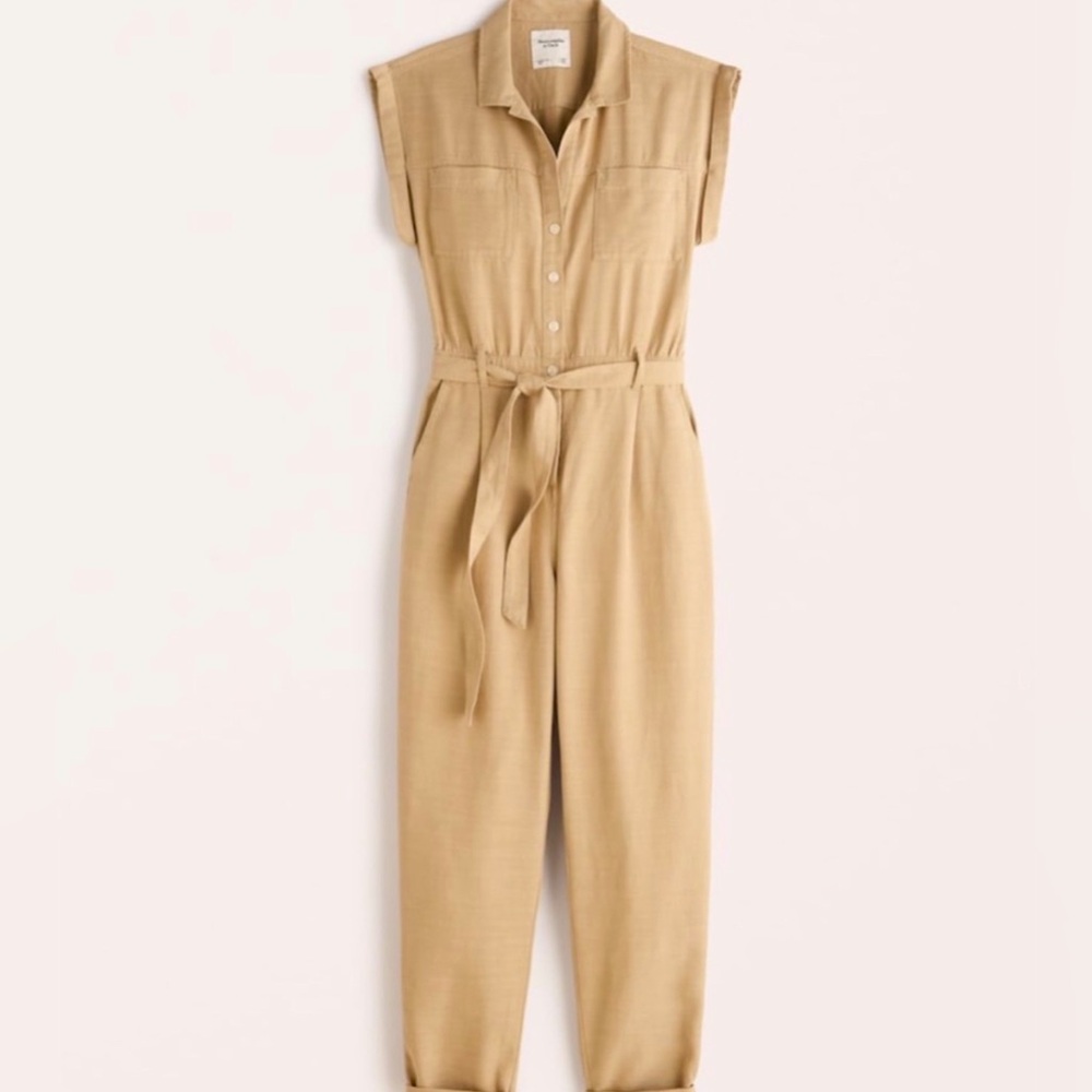 Abercrombie Utility Jumpsuit Size Medium Tall